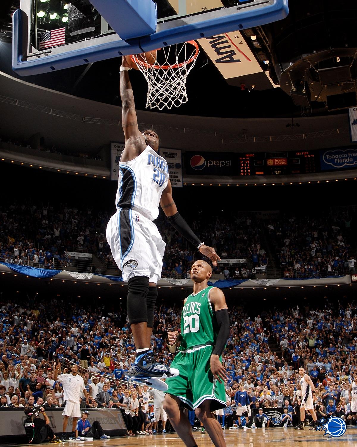 哈达威等出 哈达威等出