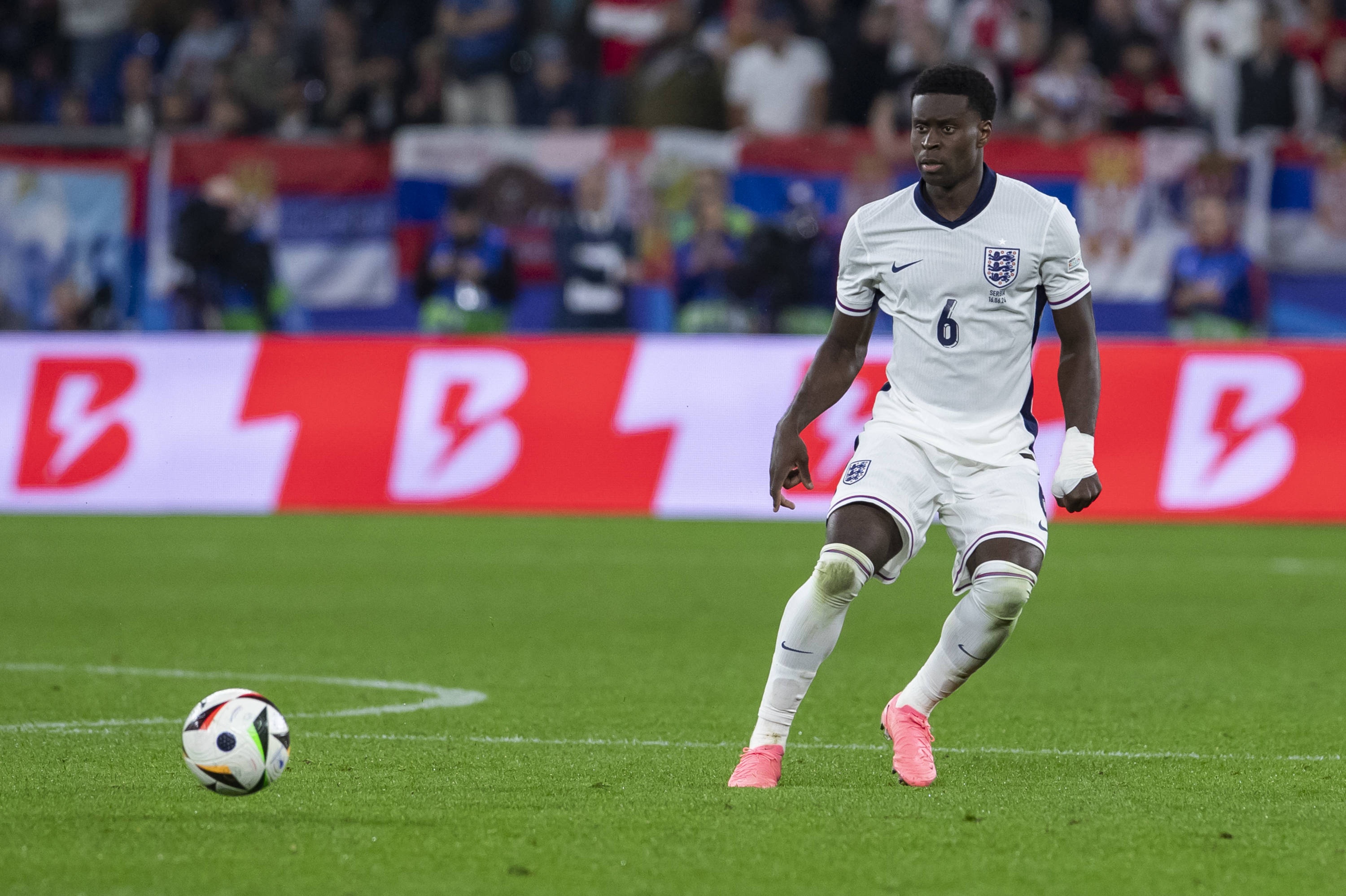 水晶宫估价, 选英格兰队, 他表示 水晶宫估价, 选英格兰队, 他表示