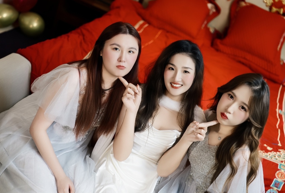 谢亲友, 汪慧敏是一