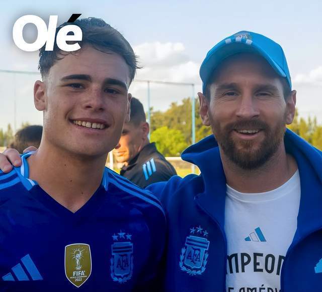 次打进世青, 纽维尔老男 次打进世青, 纽维尔老男